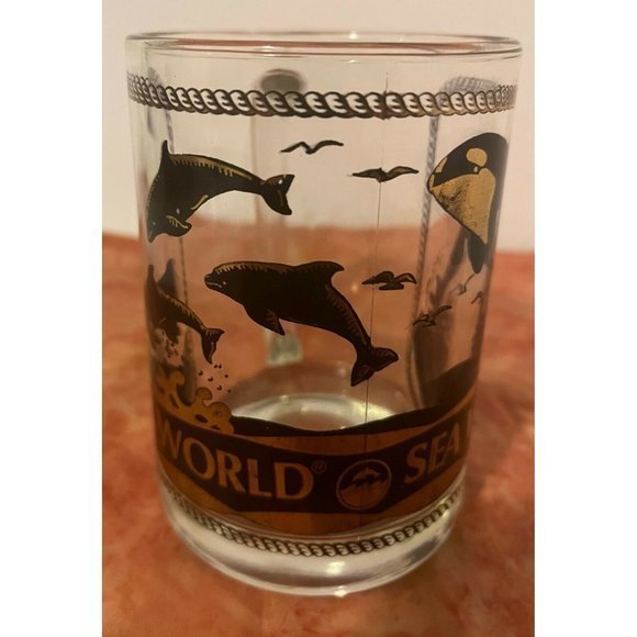 Vintage Sea World Black Gold Accent Glass Coffee Cup Mug Shamu Dolphins - Picture 2 of 8